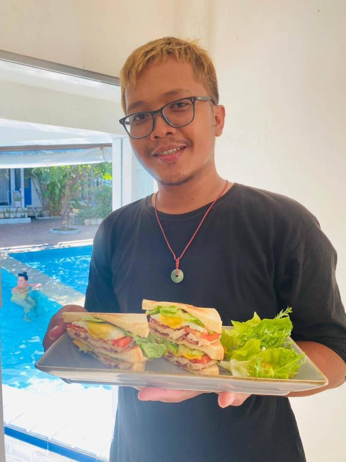 Seminyak Beach Hut Aparthotel Ngoại thất bức ảnh