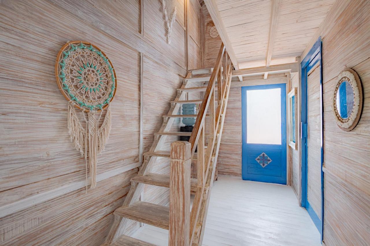 Seminyak Beach Hut Aparthotel Ngoại thất bức ảnh