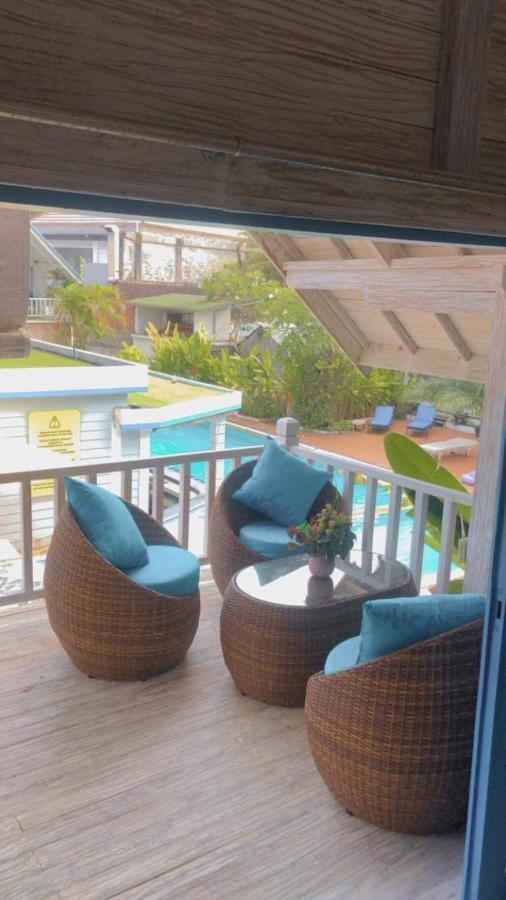 Seminyak Beach Hut Aparthotel Ngoại thất bức ảnh